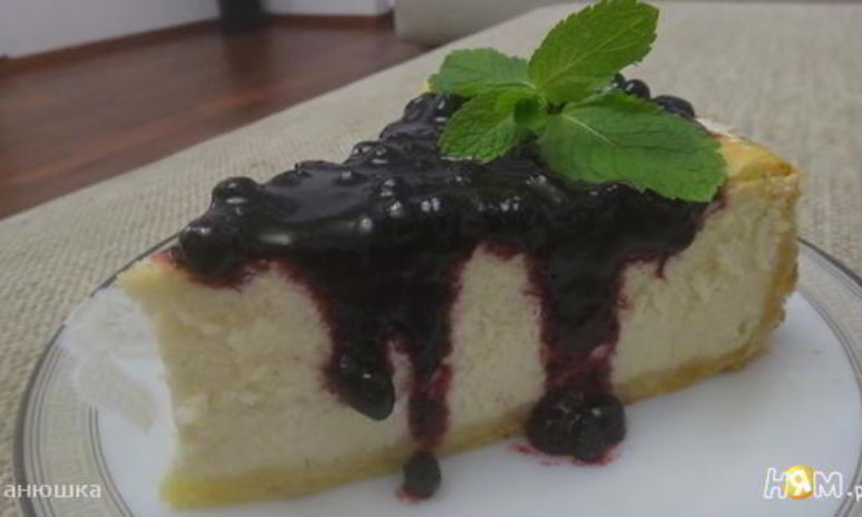 Рецепт чизкейка из творога с черничным топпингом