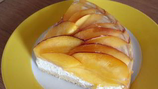 Чизкейк из творога с нектаринами