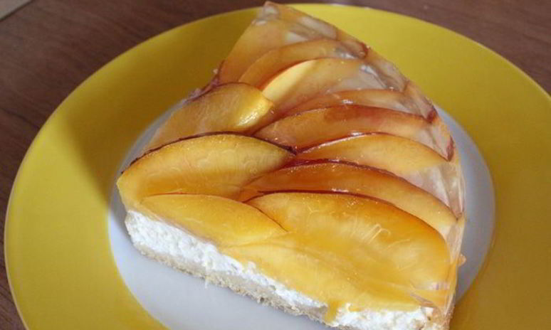 Рецепт чизкейка из творога с нектаринами