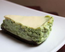 Мятный чизкейк на шоколадной подушке