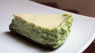 Мятный чизкейк на шоколадной подушке