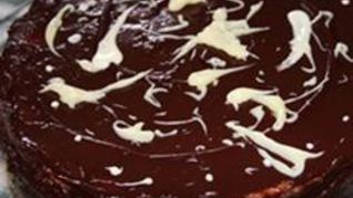 Шоколадный чизкейк с глазурью