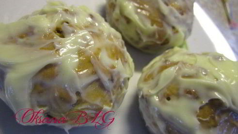 капкейки кофейно-ореховые цветочки