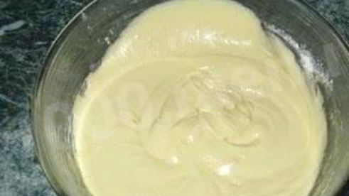 кекс с начинкой из творога и банана