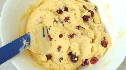 кексы с малиной и крыжовником