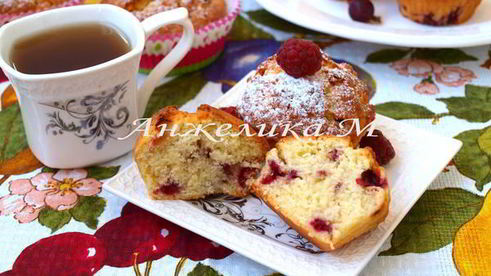 кексы с малиной и крыжовником