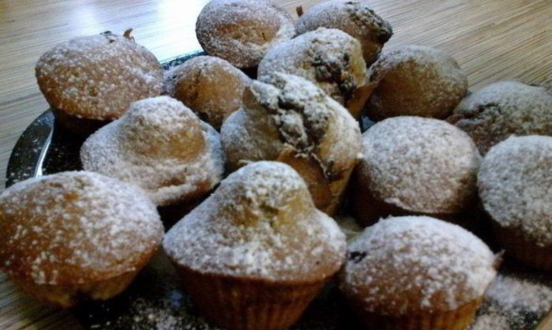 Рецепт кексов с шоколадом и вишней