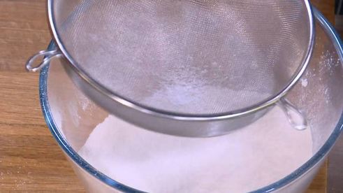 кексы с вяленой клюквой