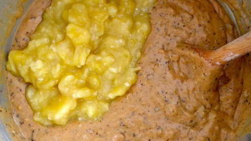 шоколадно-банановый кекс с кофе