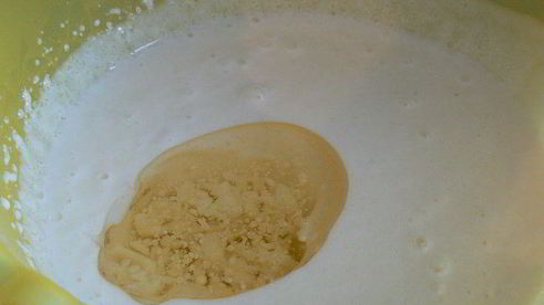 шоколадно-творожные кексы с брусникой