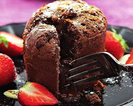 Шоколадный кекс с жидкой сердцевиной