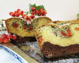 Трехслойный кекс с вяленым кизилом