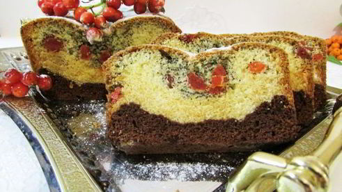 трехслойный кекс с вяленым кизилом