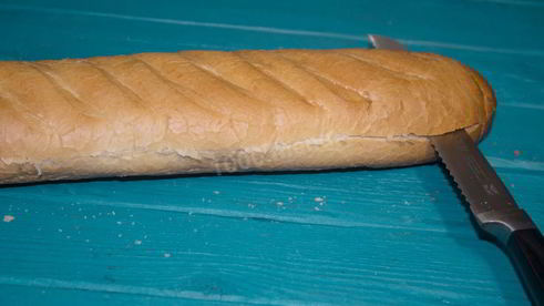 батон с начинкой