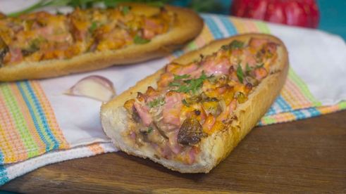 батон с начинкой