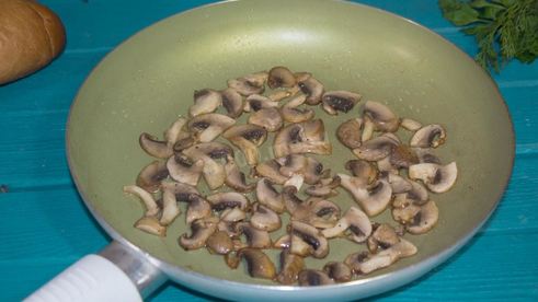 батон с начинкой