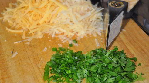 большой сырный скон