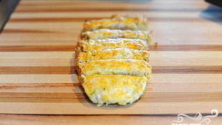 Чесночно-сырный хлеб