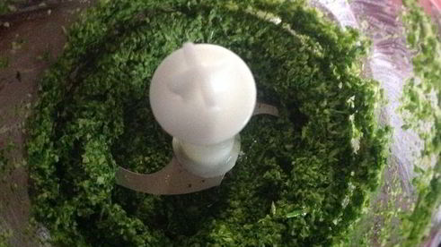 чесночный багет с зеленью