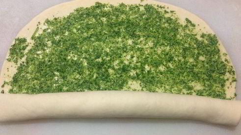 чесночный багет с зеленью