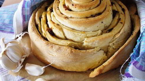 чесночный хлеб