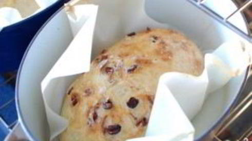 дрожжевой хлеб с клюквой