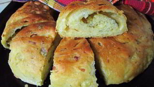 Хлеб из кабачка с сыром и зеленью