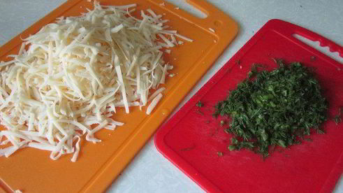 хлеб из кабачка с сыром и зеленью