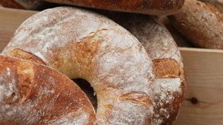 Хлеб с грецкими орехами