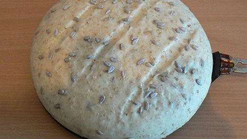 хлеб с мультизлаковыми хлопьями, отрубями и семечками