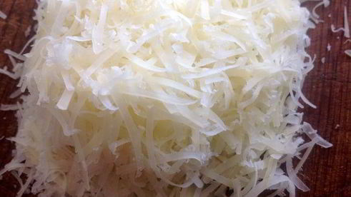 хлеб с оливками и пармезаном мотивы италии