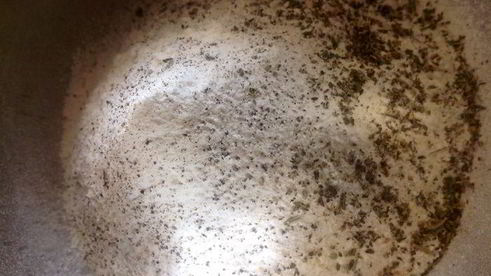 хлеб с оливками и пармезаном мотивы италии