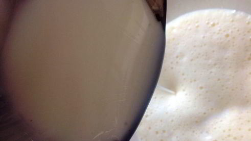 хлеб с оливками и пармезаном мотивы италии