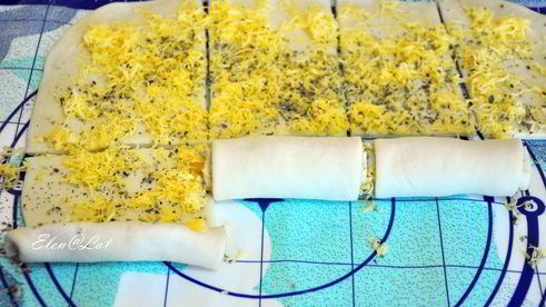 хлеб с пармезаном и итальянскими травами