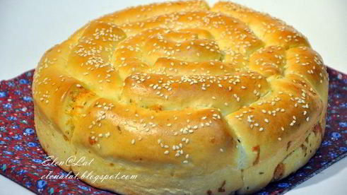 хлеб с пармезаном и итальянскими травами