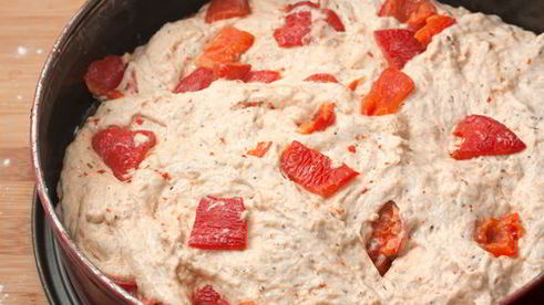 хлеб с запеченным перцем и травами