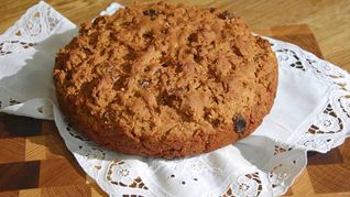 Ореховый хлеб с сухофруктами