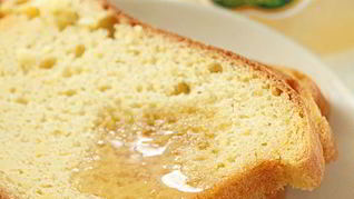 Португальский кукурузный хлеб