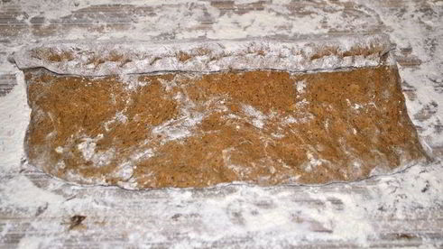 ржаной батон с луком