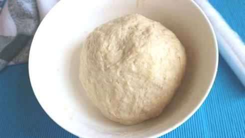 сдобный хлеб с сухофруктами