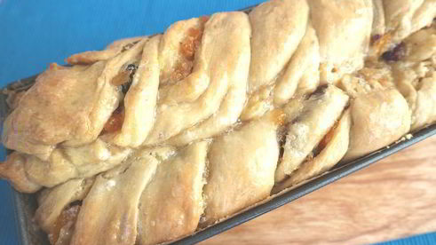 сдобный хлеб с сухофруктами