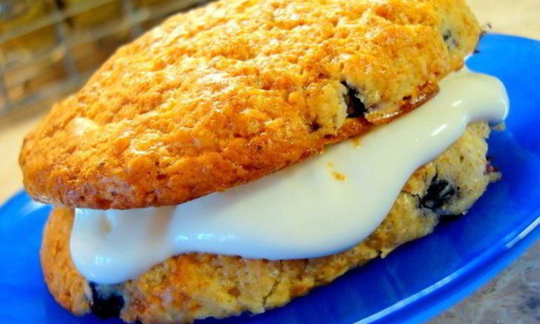 Рецепт сконов со свежей ягодой и маскарпоне