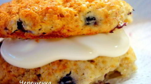 сконы со свежей ягодой и маскарпоне