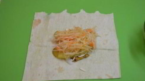 конвертики из лаваша с курицей