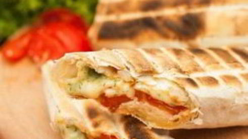 лаваш с адыгейским сыром и зеленью