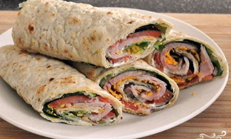 Рецепт лаваша с беконом и сыром