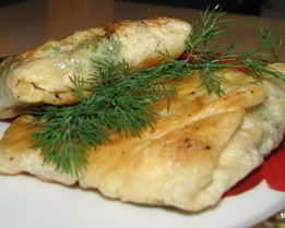 Лаваш с брынзой и помидорами