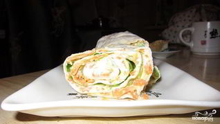 Лаваш с корейской морковкой и сыром