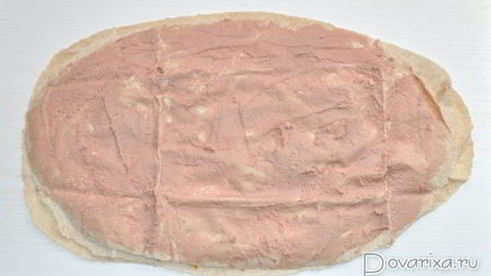 лаваш с мясопродуктами и огурцами