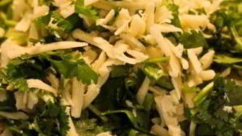 лаваш с сулугуни и кинзой